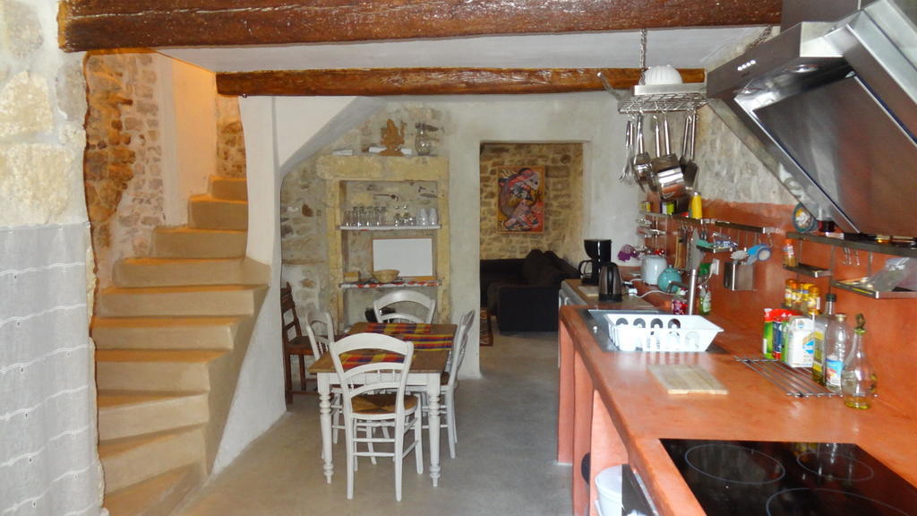 Appartement Avec Patio,2 Chambres,Patangarles Bilik gambar
